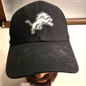 IDEGY DISTRICT DETROIT BLACK WITH LION ON FRONT ADJUSTABLE CAP SNAPBACK